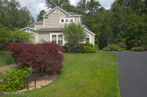 137 Killarney Drive Niskayuna, NY 12309