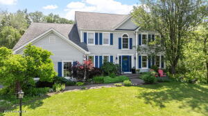 219 Longhouse Lane Slingerlands, NY 12159