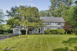 14 Woodridge Road Delmar, NY 12054