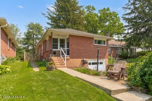 15 Marlborough Court Albany, NY 12209