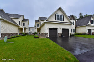 16 Anthony Place Ballston Spa, NY 12020