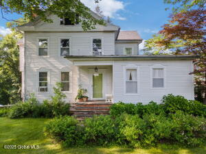3121 High Street Kinderhook, NY 12184