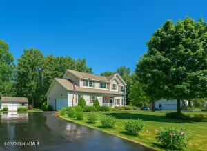 75 Blue Jay Way Rexford, NY 12148