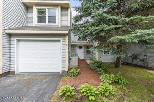 21 Jaipur Lane Lane Saratoga Springs, NY 12866