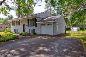 7 Hathorn Blvd Boulevard Saratoga Springs, NY 12866