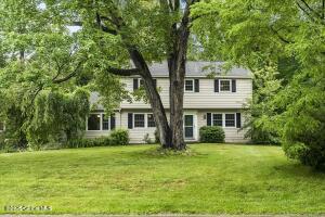 19 Barney Road Clifton Park, NY 12065