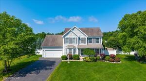 33 Milltowne Road Glenmont, NY 12077