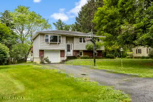 10 Bloomingdale Avenue East Greenbush, NY 12061