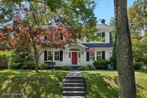 945 Morgan Avenue Schenectady, NY 12309
