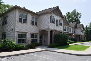 9 Lancaster Place Ballston Spa, NY 12020