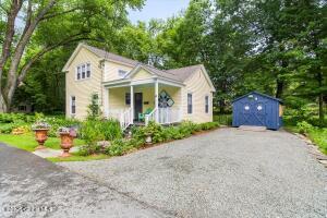 4 Mitchell Avenue Cambridge, NY 12816