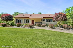 35 Indian Ladder Drive Altamont, NY 12009