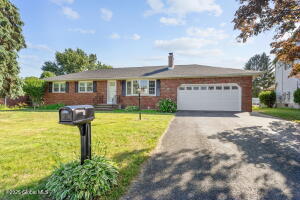 21 Ledgewood Drive Albany, NY 12205