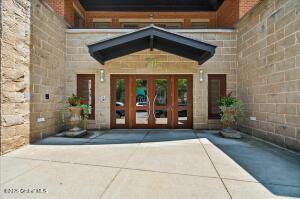 70 Railroad Place Saratoga Springs, NY 12866