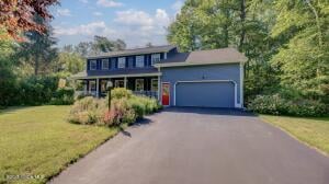 3 Horseshoe Turn Clifton Park, NY 12065