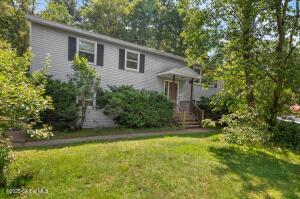 27 Hopeful Lane Gansevoort, NY 12831