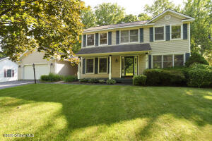 21 Cabot Way Halfmoon, NY 12065