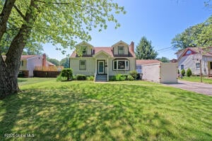 32 Fredericks Road Glenville, NY 12302