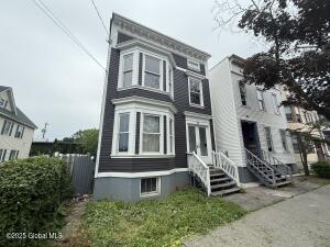 554 Washington Avenue Albany, NY 12203