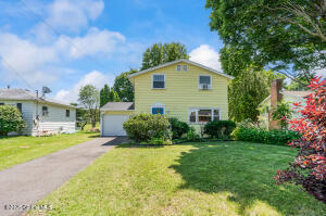 35 Magee Drive Glenmont, NY 12077