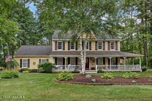 10 Iroquois Drive Queensbury, NY 12804