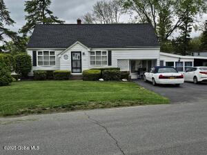 1824 Devendorf Road Schenectady, NY 12303