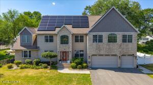 10 Kimberly Street Colonie, NY 12205