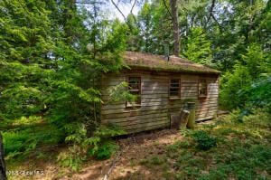 373 New Vermont Road Bolton Landing, NY 12814
