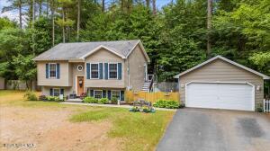 40 Eldridge Road Queensbury, NY 12804