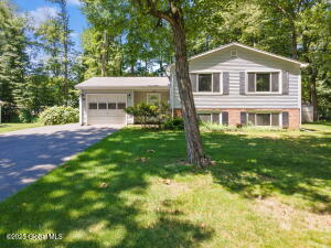 26 Grissom Drive Clifton Park, NY 12065