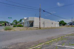 2558 Guilderland Avenue Schenectady, NY 12306