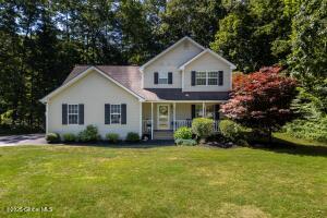17 White Birch Lane Gansevoort, NY 12831