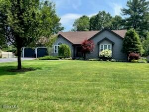 19 Pinion Pine Lane Queensbury, NY 12804