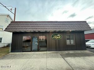 640 5th Avenue Troy, NY 12182