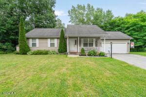 4 Mockingbird Lane Moreau, NY 12831