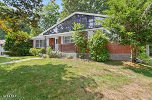 3 Roberts Lane Saratoga Springs, NY 12866