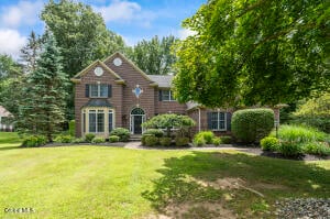 222 Bell Court Schenectady, NY 12303