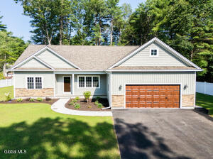 16 Surcingle Road Queensbury, NY 12804