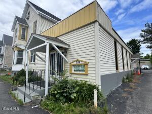 324 Hulett Street Schenectady, NY 12307