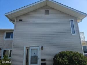 493 Eastbrooke Lane Rochester, NY 14618