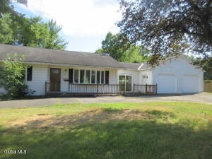 11 Ferry Street Schuylerville, NY 12871