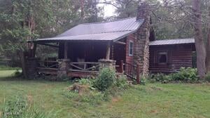 21 Longview Trail Sand Lake, NY 12153