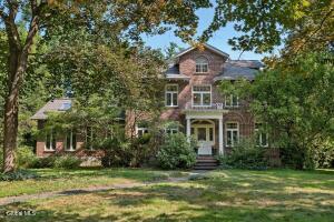 19 Sunnyside Road Scotia, NY 12302