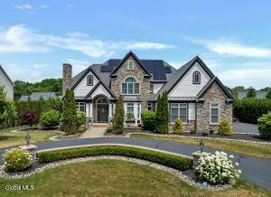 217 Brittany Place Niskayuna, NY 12309