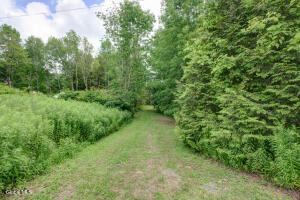 113 Quiet Path Summit, NY 12175