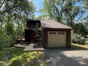 104 Vosburgh Road Averill Park, NY 12018