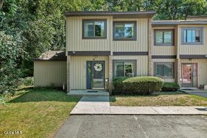 132 Point Of Woods Drive Albany, NY 12203