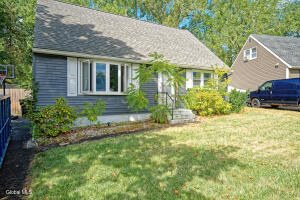 9 Pompano Drive Troy, NY 12182