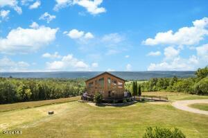 626 Shellstone Road Amsterdam, NY 12010