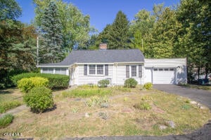 183 Old Niskayuna Road Latham, NY 12110
